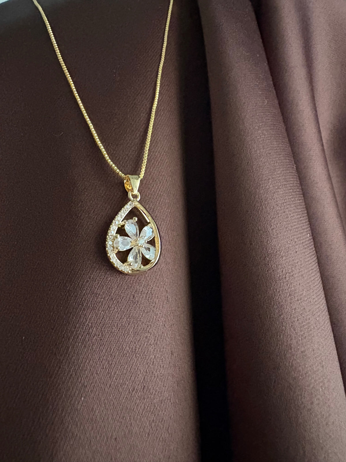 Floral Crystal Pendant Necklace – Dainty Gold-Tone Necklace