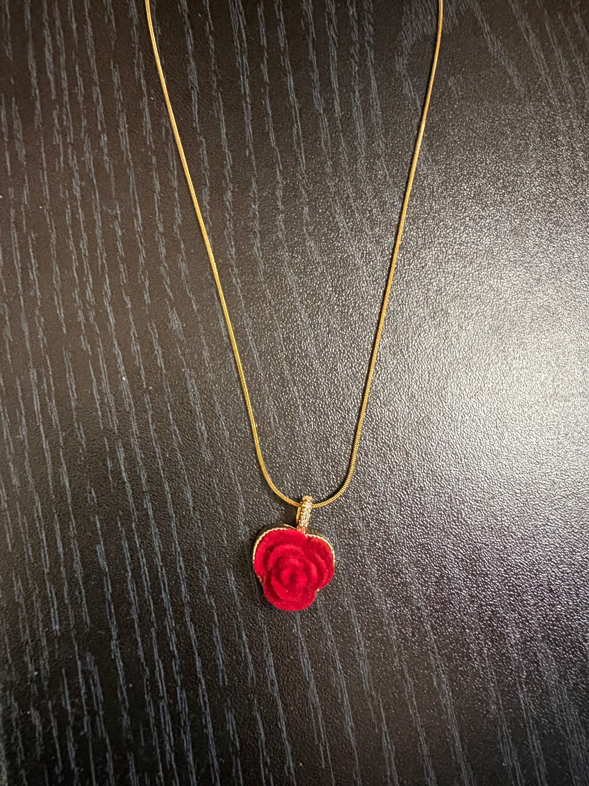 Red Rose Pendant Necklace – Dainty Gold-Tone Necklace