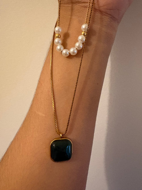 Emerald Green Pearl Layered Necklace